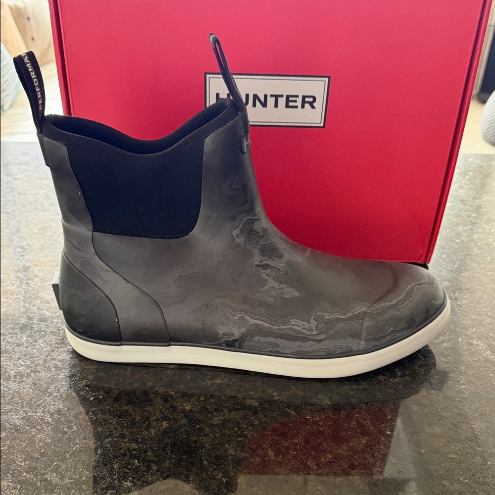 Huk Charcoal and White Performance Boots - Picture 6 of 9
